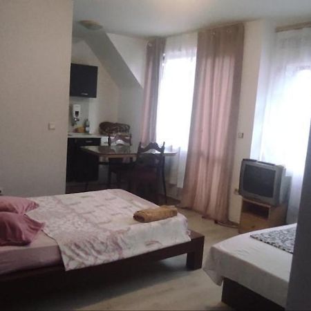 Apartment Ivaylo Varna Exteriér fotografie
