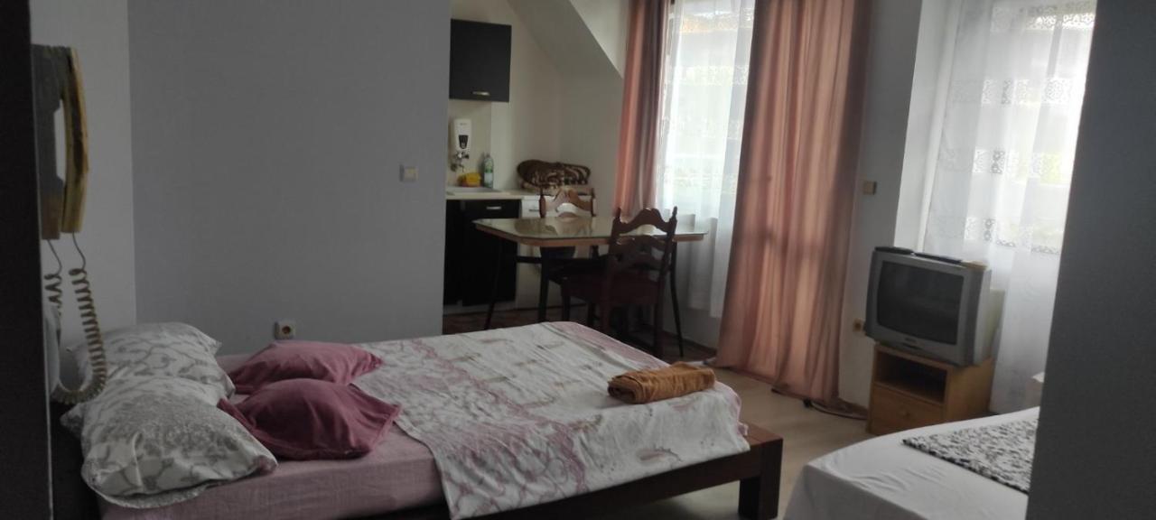 Apartment Ivaylo Varna Exteriér fotografie