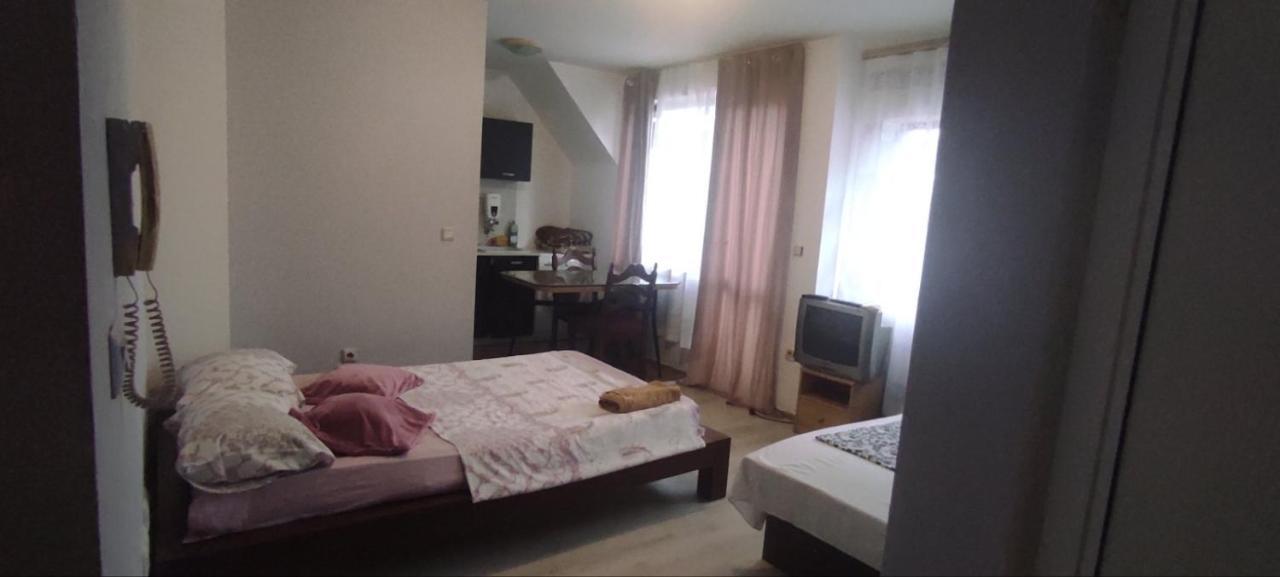 Apartment Ivaylo Varna Exteriér fotografie